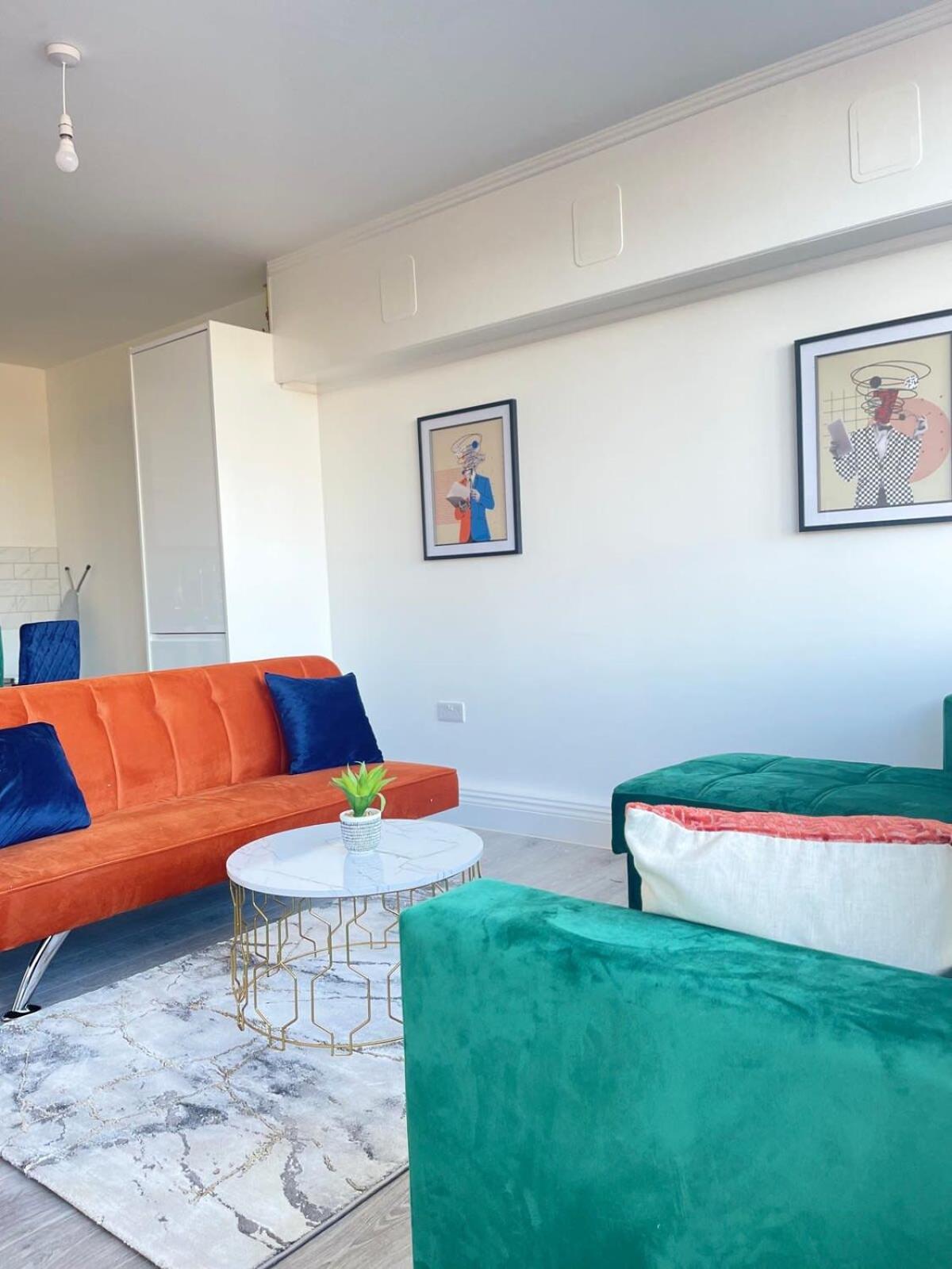 1 Bedroom Apartment - Flitwick - Contractor Friendly - Tourist Ready - Full Kitchen - Wifi - Smart Tv - Sofa Bed - Free Parking - Ideal For Short Or Long Stays Exteriör bild