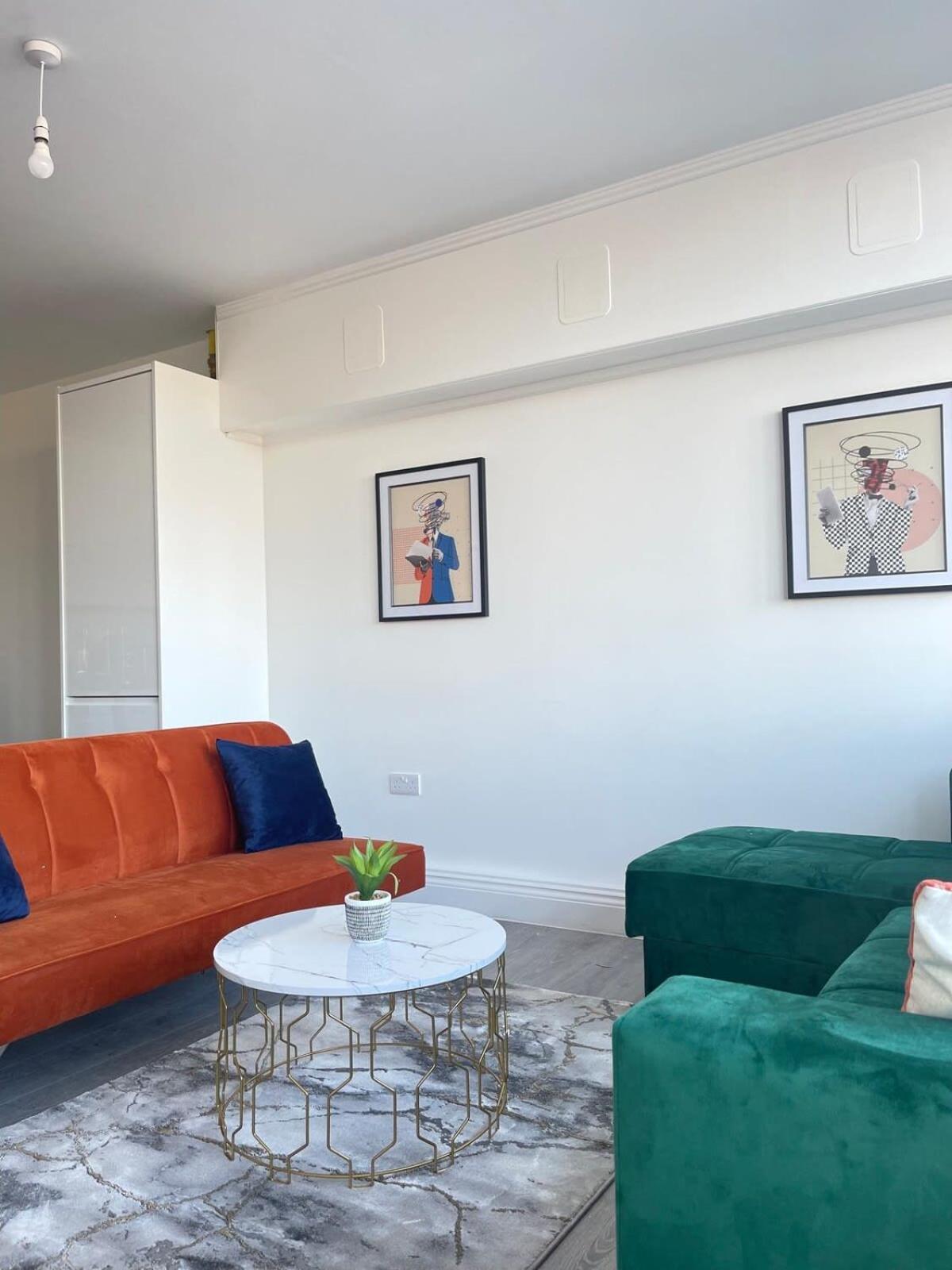 1 Bedroom Apartment - Flitwick - Contractor Friendly - Tourist Ready - Full Kitchen - Wifi - Smart Tv - Sofa Bed - Free Parking - Ideal For Short Or Long Stays Exteriör bild